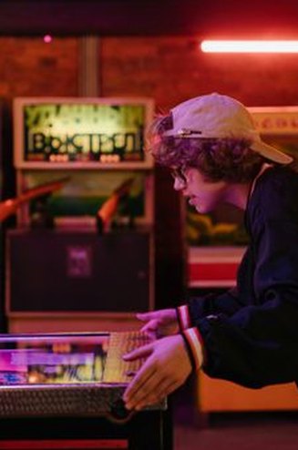 game dealer 8Day